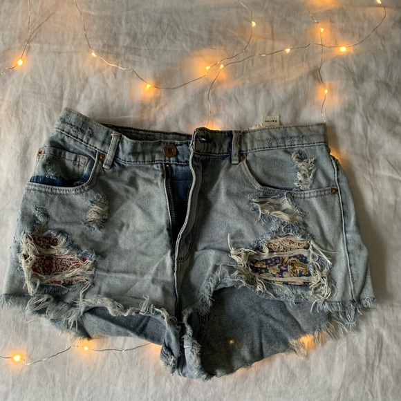 Garage High Waisted Denim Shorts - Picture 1 of 3